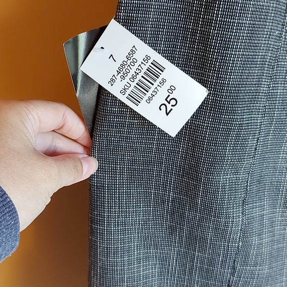 Matching Blazer and Skirt - Picture 11 of 13